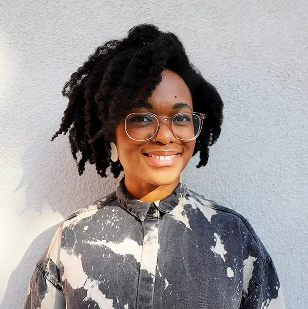 Headshot photo of Farre "Faye" Nixon